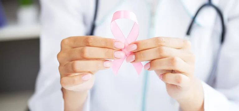 El especialista en Cáncer de mama es un mastólogo 7